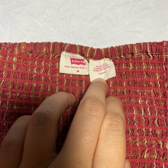 Levi’s Puff Sleeve Plaid Ruched Crop Top Devin Medium Women’s Red Long Sleeve - Picture 16 of 16